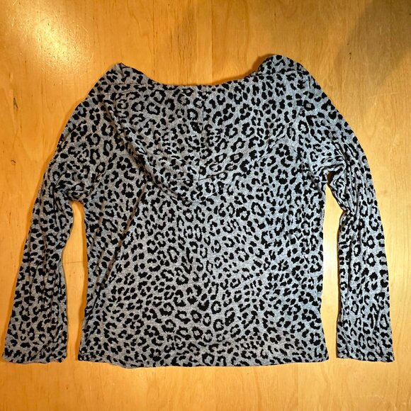 Atticute Lightweight Leopard Patterned Long-Sleeved Hoodie Pullover Top Small - Picture 7 of 9